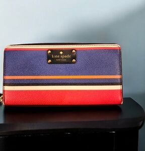 Kate spade New York Daycation Tropical multi color stripes zip around wallet